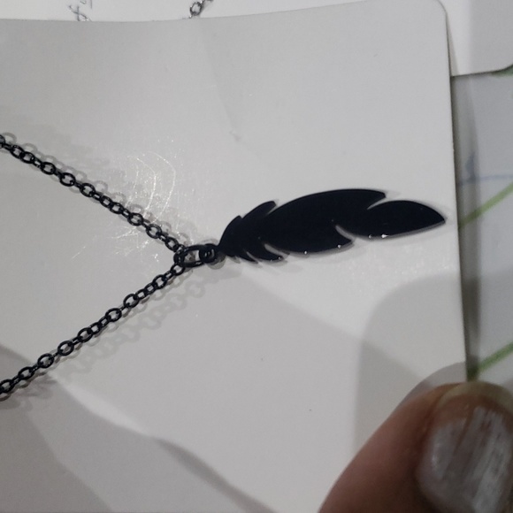 QTY-3 Necklaces - Picture 3 of 5